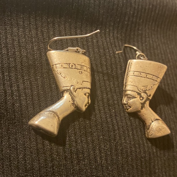 Handmade Nefertiti - Picture 2 of 2